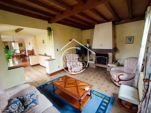PRIGONRIEUX : Maison 6 pièces 139m² avec jardin et garages