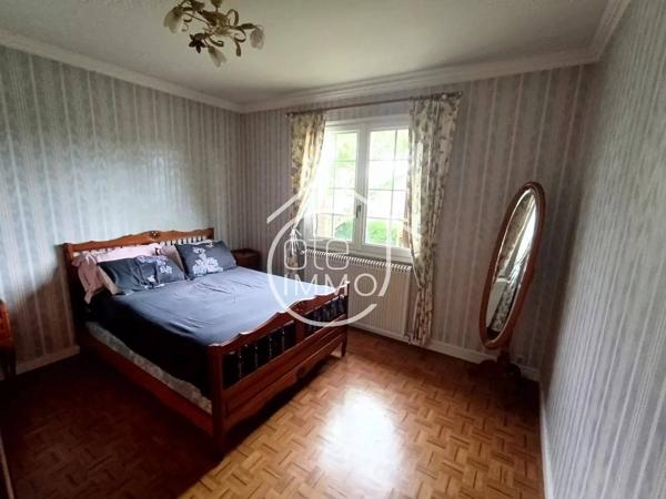PRIGONRIEUX : Maison 6 pièces 139m² avec jardin et garages