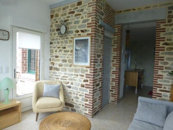 Maison restaurée à louer à Vitré en Ille-et-Vilaine (35500), ref : 131/5019