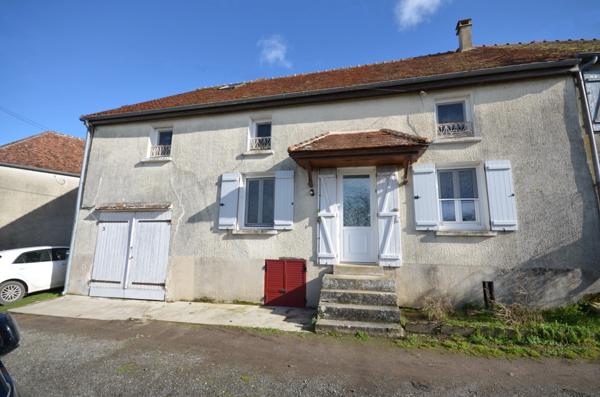 Proche de LA FERTE GAUCHER (77) et de MONTMIRAIL (51) à vendre maison de village de 6 pièces