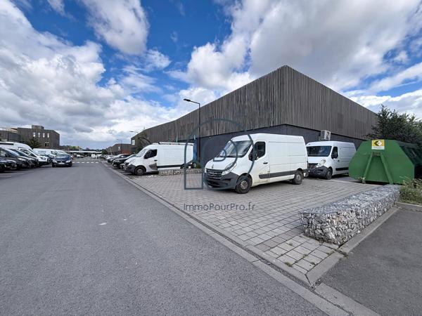 La Madeleine – Programme Linéo | Local d'activité 722 m² (346 m² entrepôt + 376 m² bureaux) | À vendre
