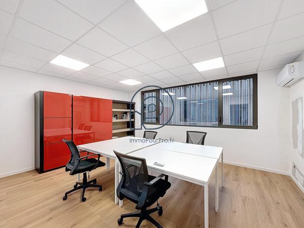 La Madeleine – Programme Linéo | Local d'activité 722 m² (346 m² entrepôt + 376 m² bureaux) | À vendre