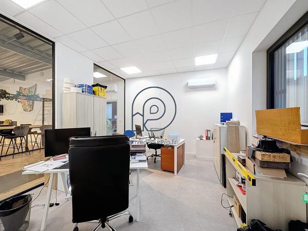 La Madeleine – Programme Linéo | Local d'activité 722 m² (346 m² entrepôt + 376 m² bureaux) | À vendre