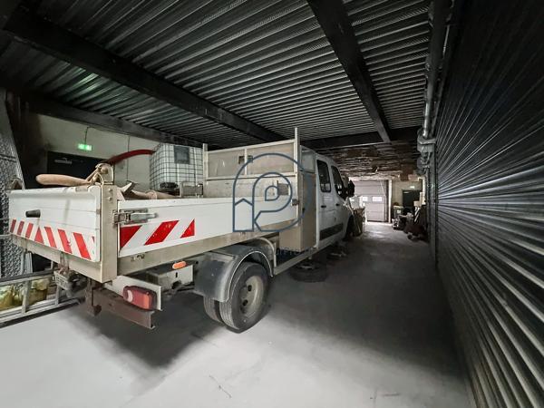 La Madeleine – Programme Linéo | Local d'activité 722 m² (346 m² entrepôt + 376 m² bureaux) | À vendre