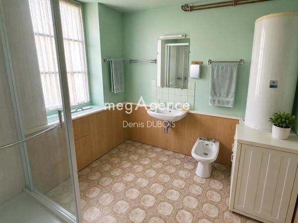 Maison à Carrouges, 61320 - 5 pièces 138m²