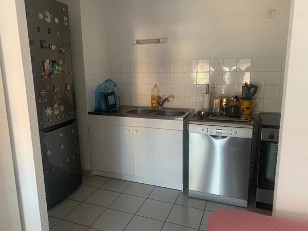 Vente                                                      Appartement
                        
                     3 pièces                      64 m2                     à Saint-Estève