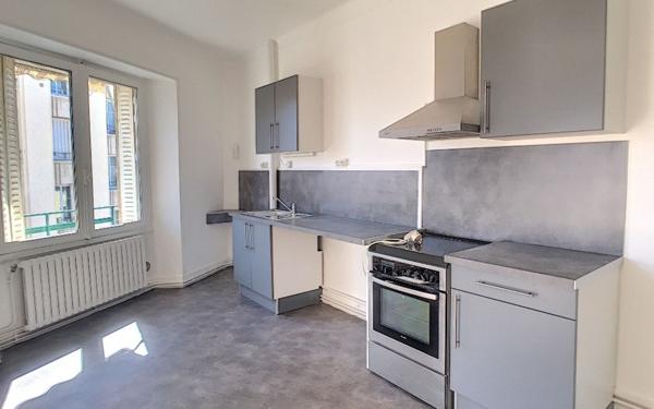 Appartement à louer    3 pièces •  Nancy