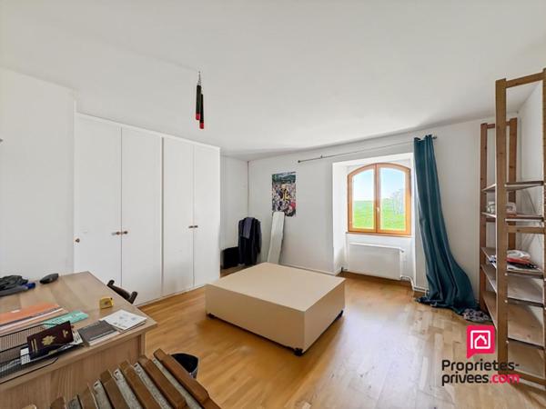 Maison proche Semur En Auxois 6 chambres avec terrain