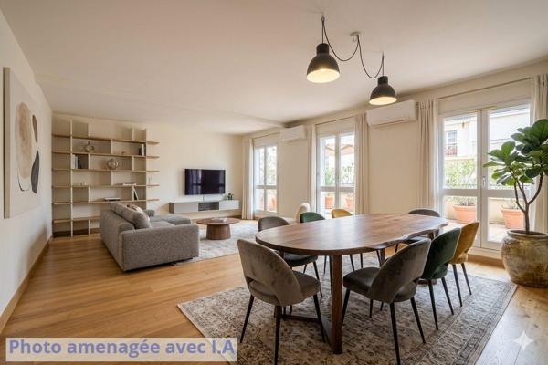 Bel appartement coeur de ville. Maxi terrasse 50M²