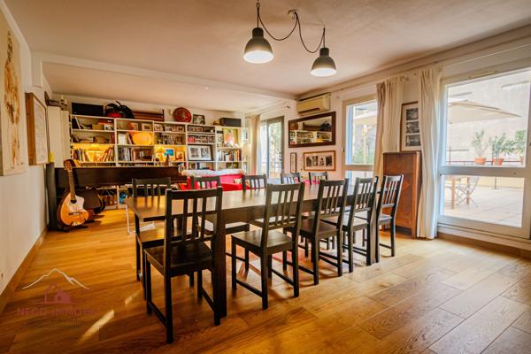 Bel appartement coeur de ville. Maxi terrasse 50M²