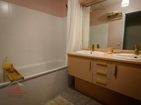 Bel appartement coeur de ville. Maxi terrasse 50M²