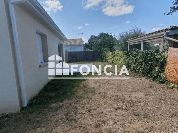 Location Maison 5 pièces 105.6 m² - 14 RUE DES PYRENEES Saint-sulpice 81370