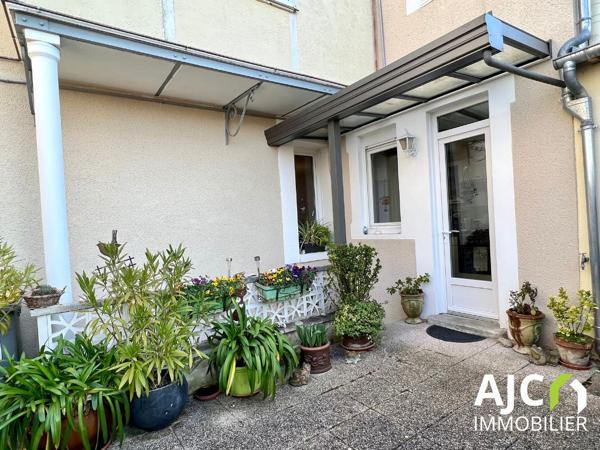 Tours (37000) Appartement T2 avec jardin en ville