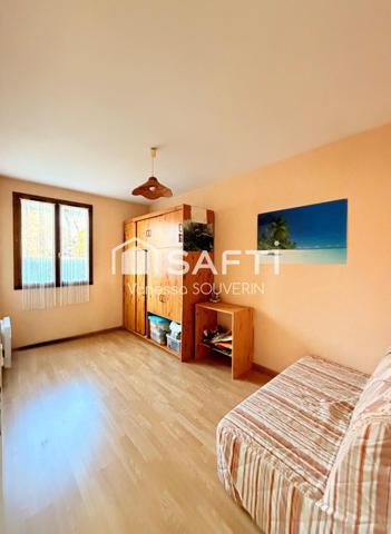 Jolie maison de plain pied avec garage avec jardin