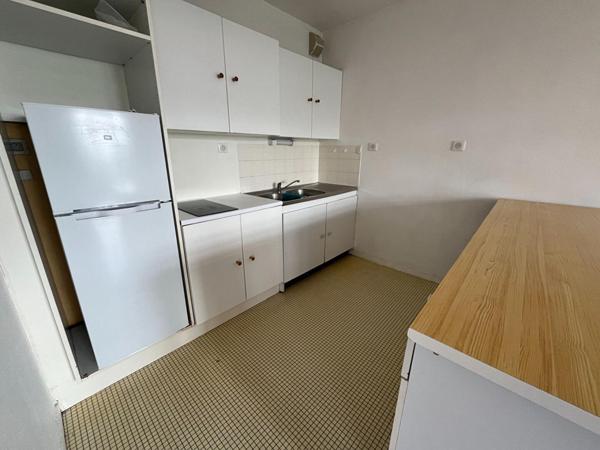 A LOUER : T1 à LILLE • rue des Tanneurs - RÉPUBLIQUE BEAUX ARTS • 712 € CC • Réf. 2929361-29