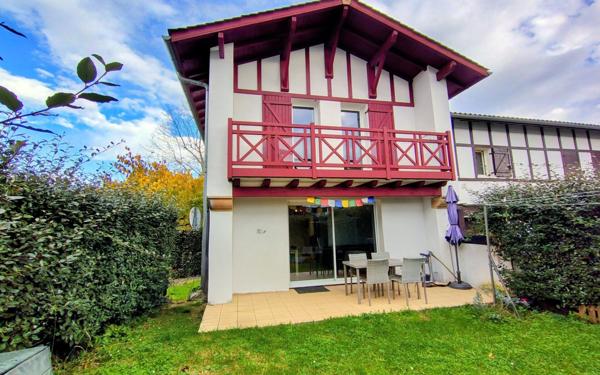 Maison à vendre    4 pièces • 79,41 m2 Saint-Pée-sur-Nivelle