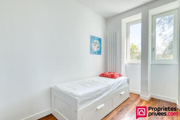 T5, réhabilitation récente dans maison Bourgeoise, Bron Centre