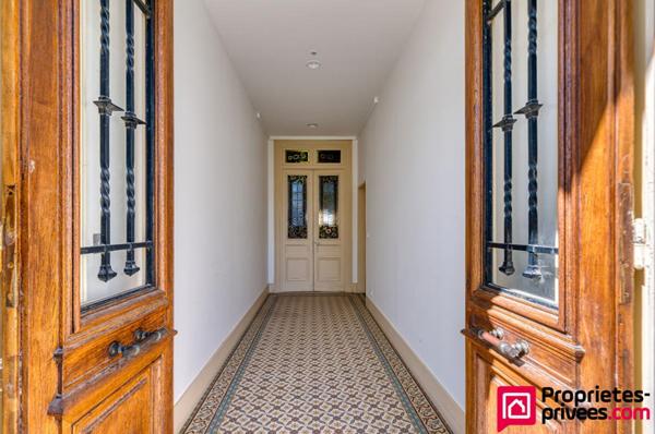 T5, réhabilitation récente dans maison Bourgeoise, Bron Centre