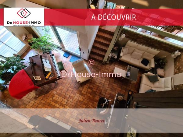 Maison à vendre 10 pièces de 240 m²