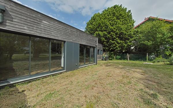 Maison à vendre    4 pièces • 115 m2 Quincy-Voisins