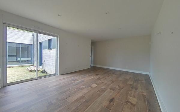 Maison à vendre    4 pièces • 115 m2 Quincy-Voisins