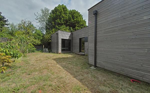 Maison à vendre    4 pièces • 115 m2 Quincy-Voisins