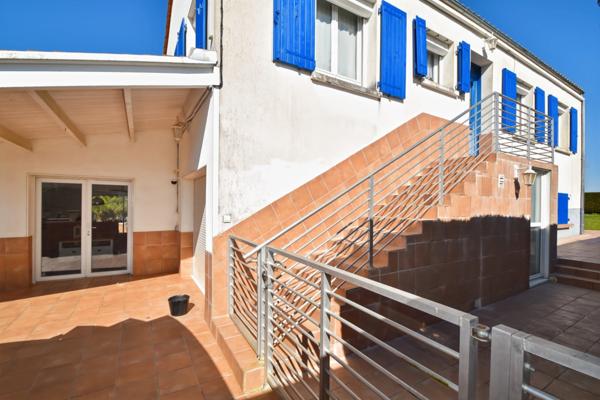 Villa à vendre 10 pièces AIGREFEUILLE D'AUNIS (17)