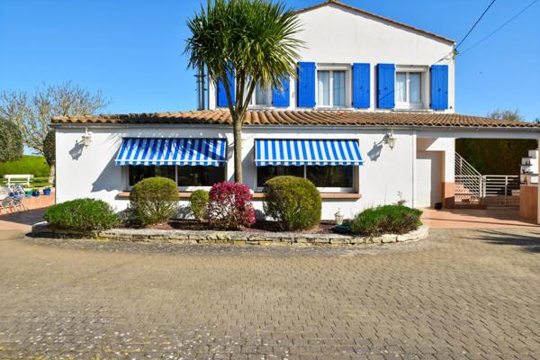 Villa à vendre 10 pièces AIGREFEUILLE D'AUNIS (17)