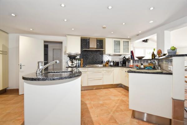 Villa à vendre 10 pièces AIGREFEUILLE D'AUNIS (17)