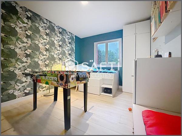 Maison familiale contemporaine d'environ 150 m2