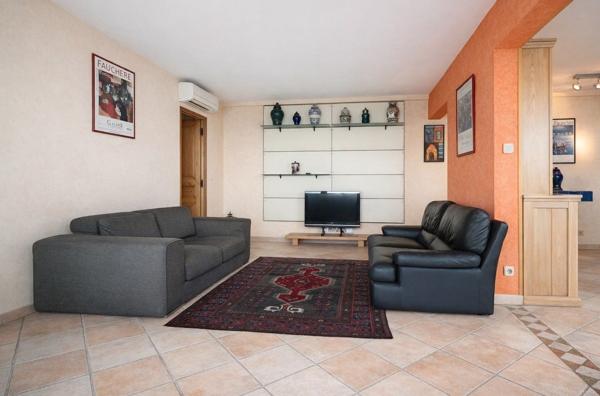 Toulon – Appartement avec vue panoramique sur la rade et les monts toulonnais
