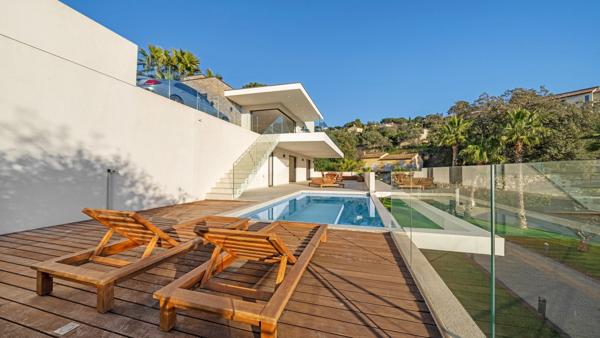 Vente Maison contemporaine Sainte-Maxime 8 Pièces 280 m²