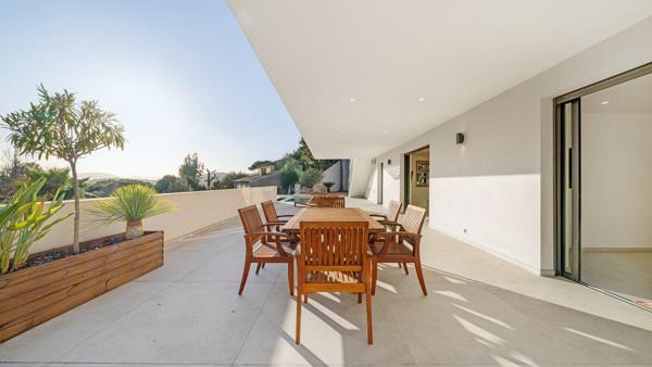 Vente Maison contemporaine Sainte-Maxime 8 Pièces 280 m²