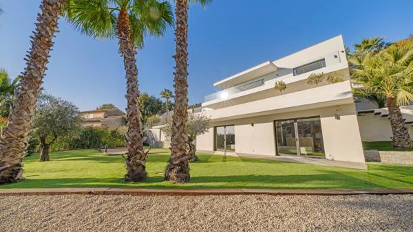 Vente Maison contemporaine Sainte-Maxime 8 Pièces 280 m²