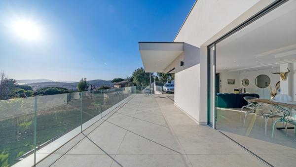 Vente Maison contemporaine Sainte-Maxime 8 Pièces 280 m²