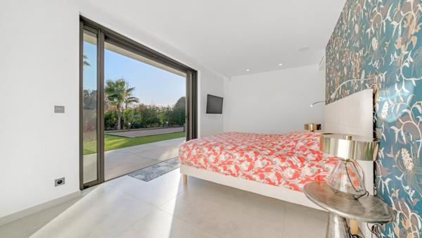 Vente Maison contemporaine Sainte-Maxime 8 Pièces 280 m²