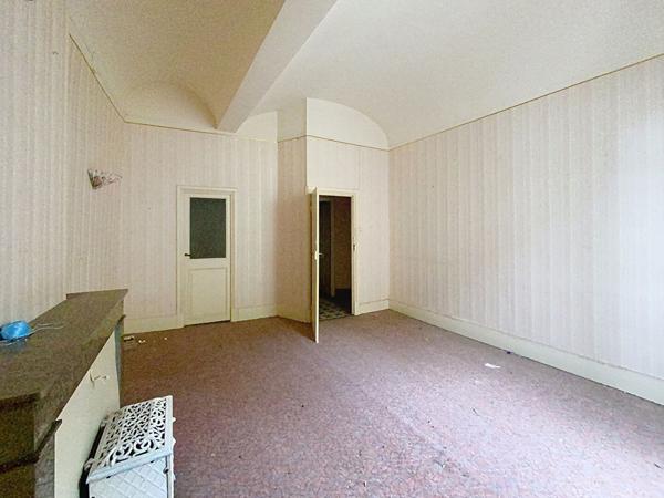 Maison de ville de 178m², cour intérieur, garage a moto/vélo, cuisine d'été