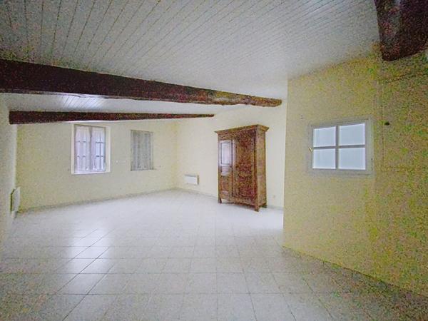 Maison de ville de 178m², cour intérieur, garage a moto/vélo, cuisine d'été