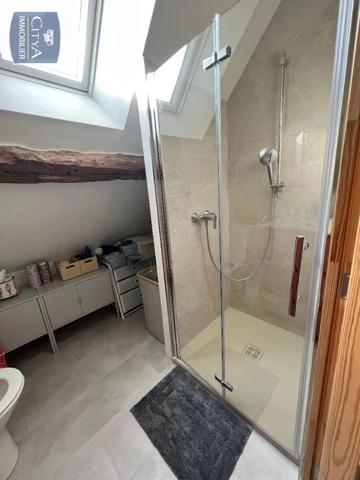 Maison à louer 6 pièces 113.7m²