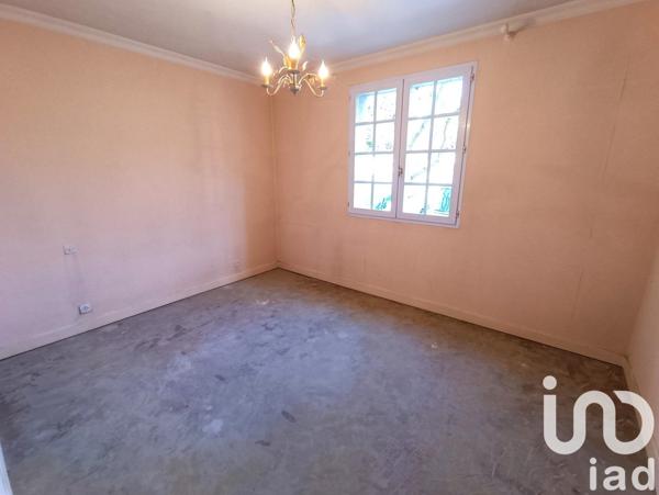 Maison 8 pièces de 187 m² à Aizenay (85190)