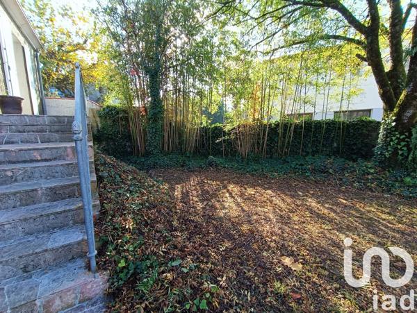 Maison 8 pièces de 187 m² à Aizenay (85190)