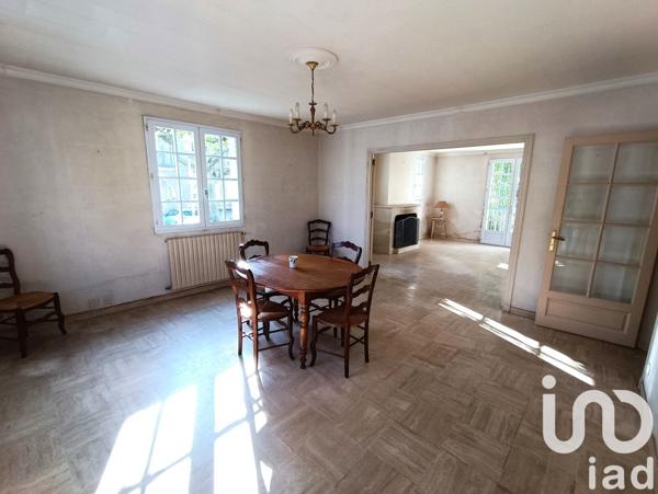 Maison 8 pièces de 187 m² à Aizenay (85190)