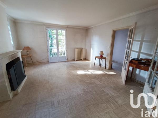 Maison 8 pièces de 187 m² à Aizenay (85190)