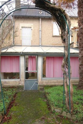 Maison de ville à vendre à Châtellerault dans la Vienne (86100), ref : 86024-MAIS2428   
Centre-ville