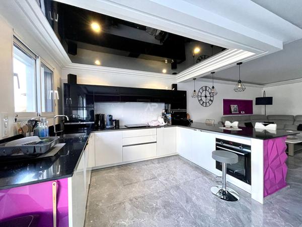 Maison Conflans Sainte Honorine 7 pièce(s) 183 m2 €730 000 ** - Référence 7467