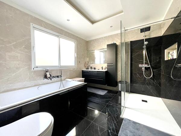 Maison Conflans Sainte Honorine 7 pièce(s) 183 m2 €730 000 ** - Référence 7467