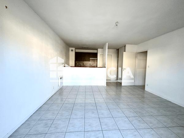 Location Appartement 2 pièces 44.5 m² - RUE PIERRETTE Jonzac 17500