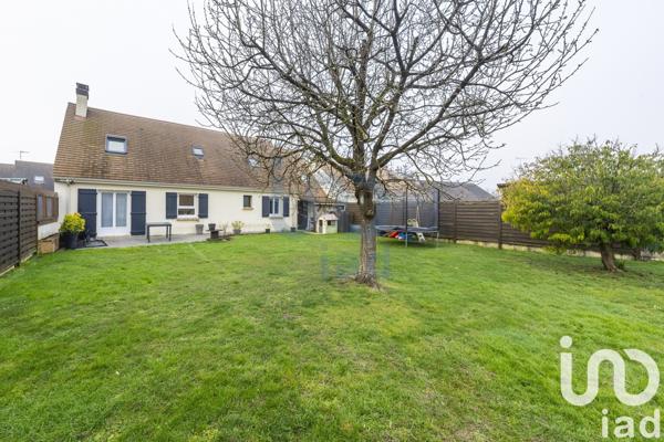 Maison 5 pièces de 150 m² à Moret Loing et Orvanne (77250)