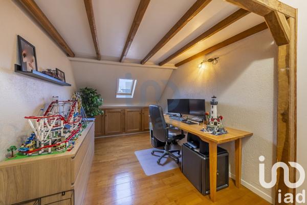 Maison 5 pièces de 150 m² à Moret Loing et Orvanne (77250)