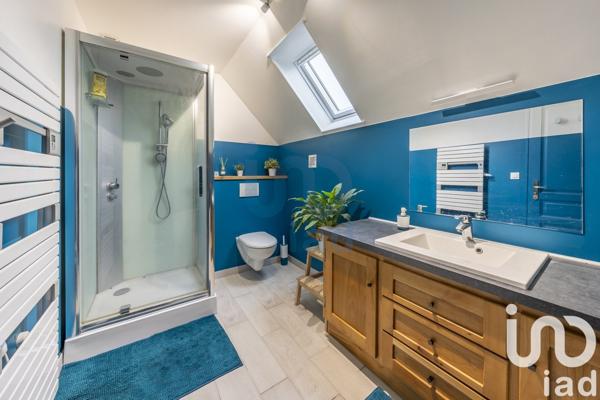 Maison 5 pièces de 150 m² à Moret Loing et Orvanne (77250)